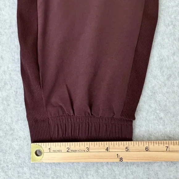 Athleta Brooklyn Lined Joggers Pants Womens Size 14 Maroon Red Athleisure Comfy - Picture 15 of 16